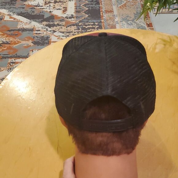 Vans Off The Wall Adjustable SnapBack Cap Black Mesh Foam Trucker Hat Palm Trees - Picture 5 of 8